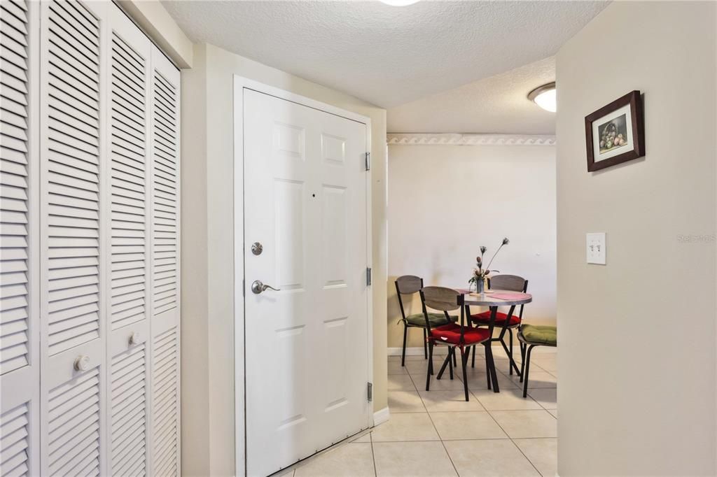 出租: $2,500 (3 贝兹, 2 浴室, 1349 平方英尺)