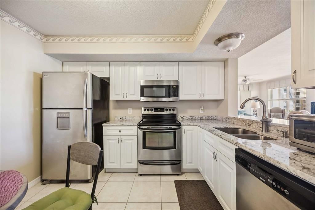 出租: $2,500 (3 贝兹, 2 浴室, 1349 平方英尺)