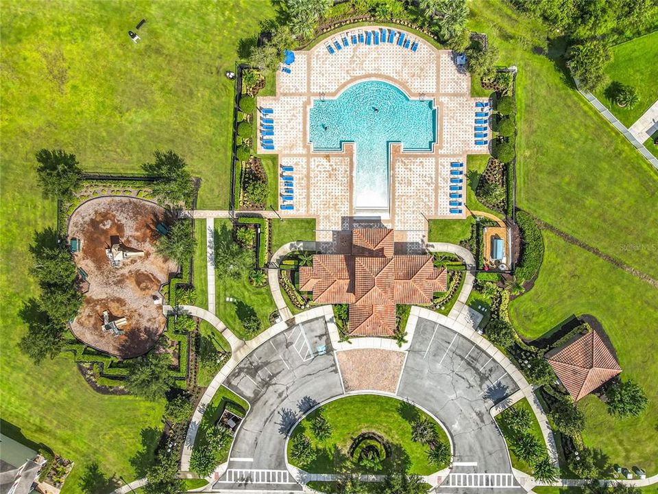 合同活跃: $499,500 (3 贝兹, 2 浴室, 1872 平方英尺)