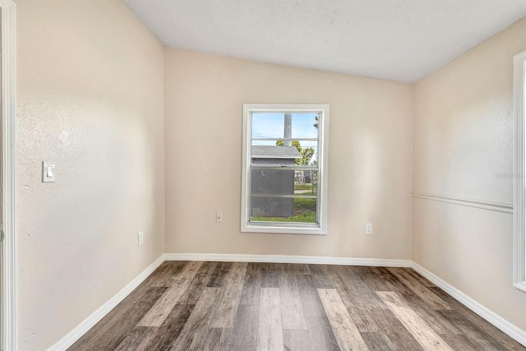 For Sale: $250,000 (2 beds, 2 baths, 1274 Square Feet)