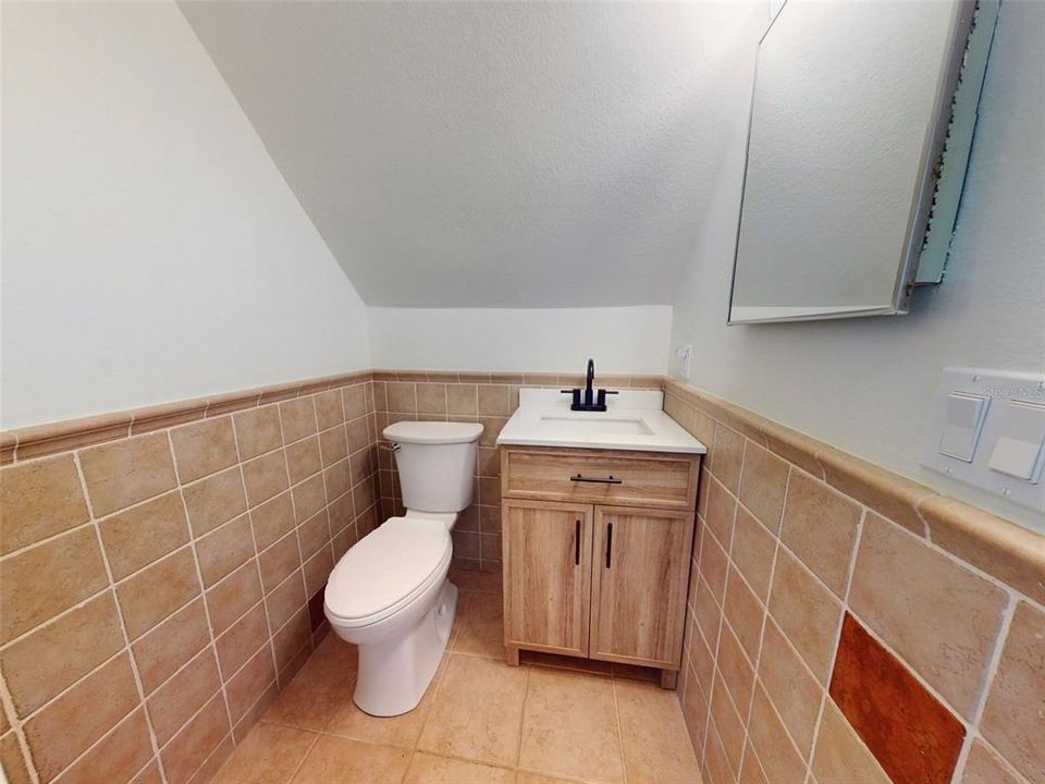 待售: $629,000 (2 贝兹, 2 浴室, 1300 平方英尺)