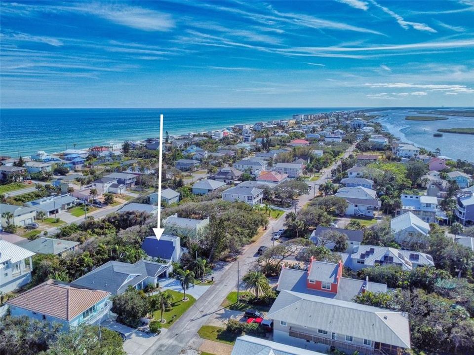 待售: $629,000 (2 贝兹, 2 浴室, 1300 平方英尺)