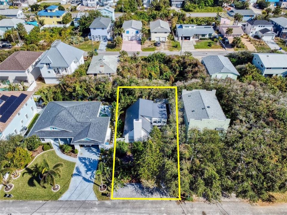 待售: $629,000 (2 贝兹, 2 浴室, 1300 平方英尺)