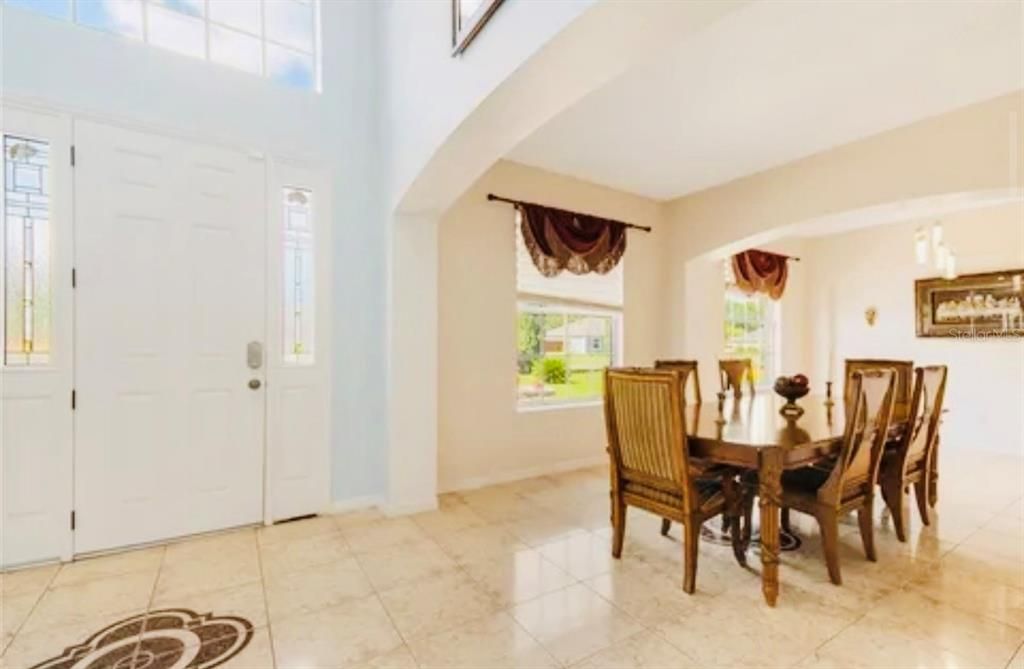 For Sale: $599,000 (6 beds, 3 baths, 4200 Square Feet)