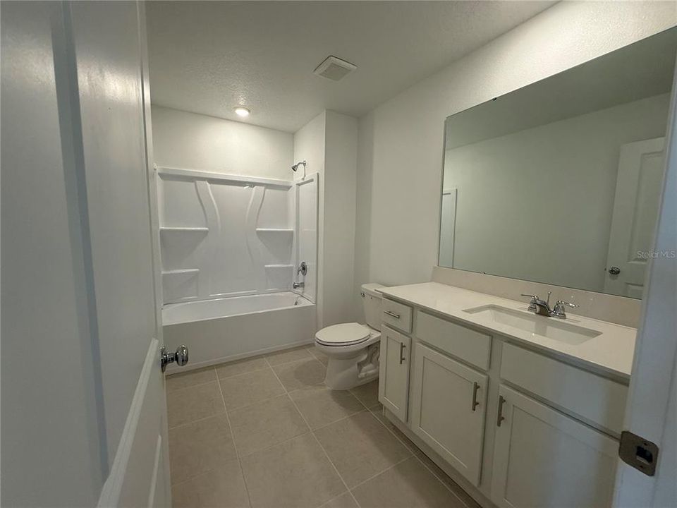 В аренду: $2,800 (5 спален, 2 ванн, 2112 Квадратных фут)