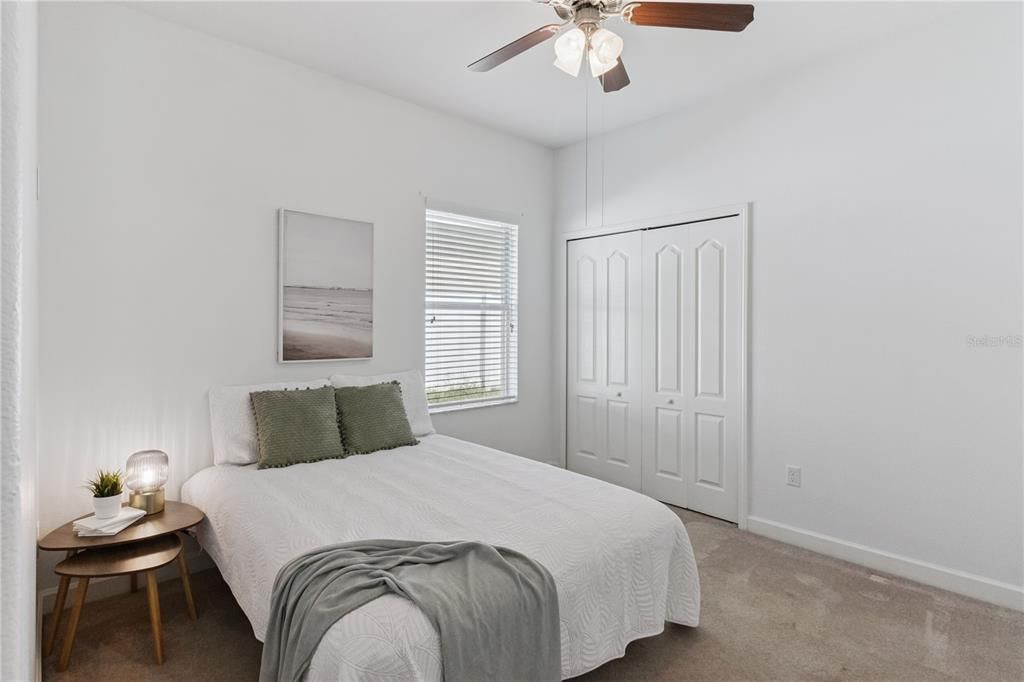 待售: $459,000 (4 贝兹, 3 浴室, 2420 平方英尺)