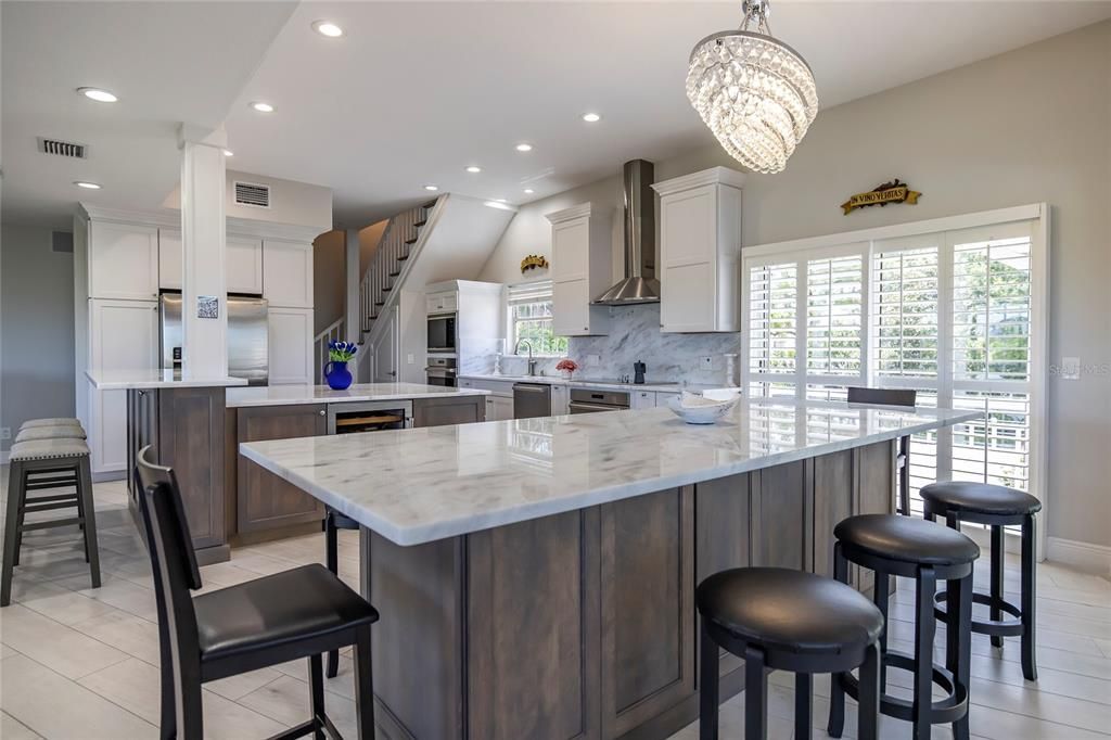 For Sale: $2,555,000 (6 beds, 5 baths, 5469 Square Feet)