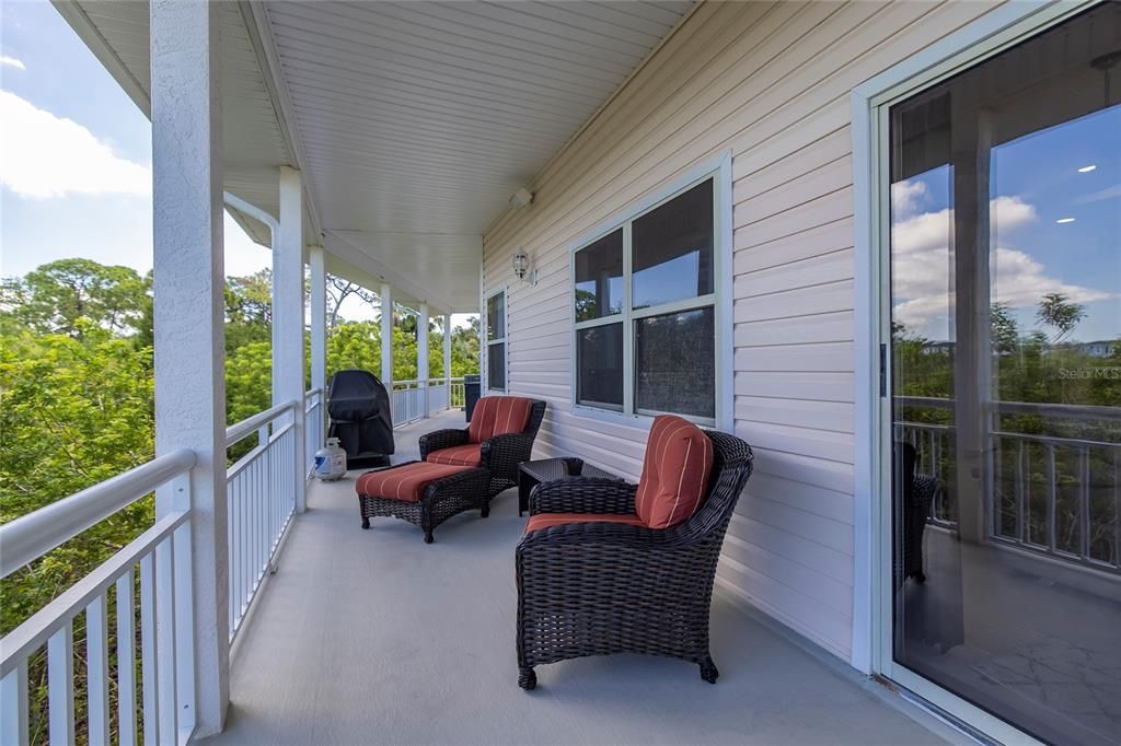 For Sale: $2,555,000 (6 beds, 5 baths, 5469 Square Feet)