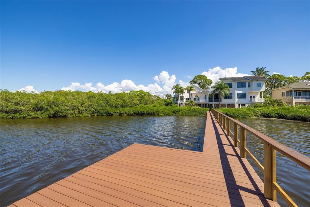 For Sale: $2,555,000 (6 beds, 5 baths, 5469 Square Feet)