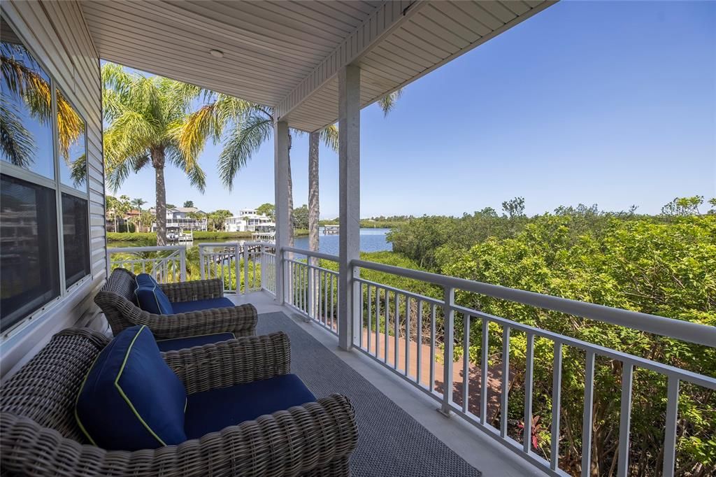 For Sale: $2,555,000 (6 beds, 5 baths, 5469 Square Feet)