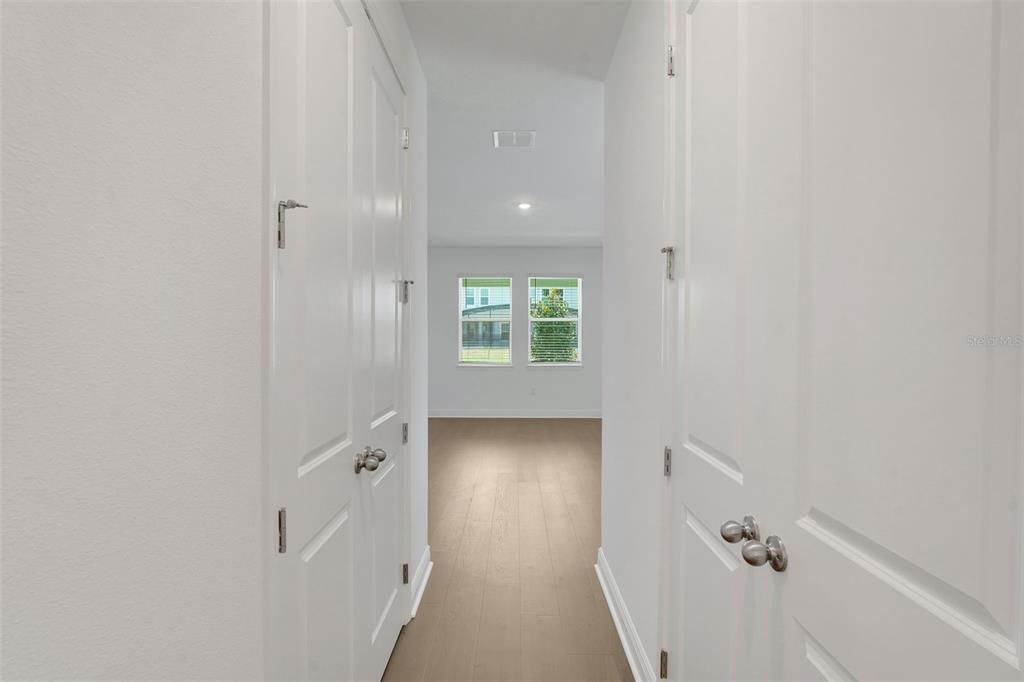 En Venta: $979,990 (6 camas, 4 baños, 3550 Pies cuadrados)