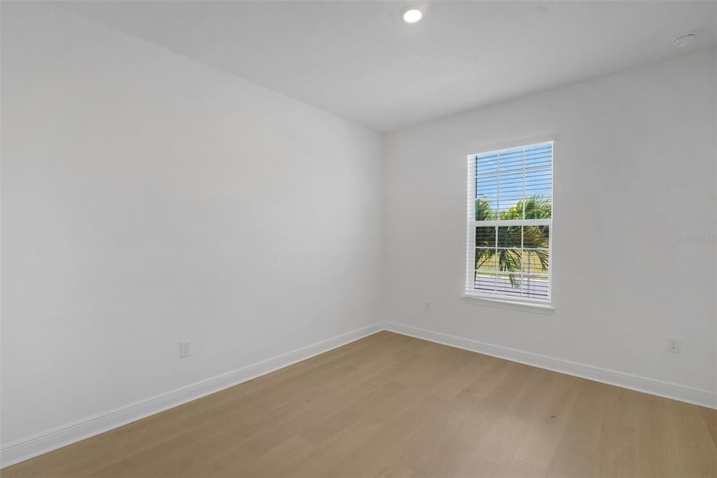 En Venta: $979,990 (6 camas, 4 baños, 3550 Pies cuadrados)