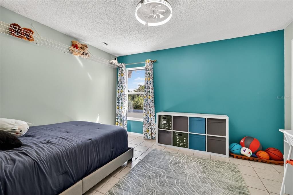 待售: $1,299,000 (3 贝兹, 2 浴室, 2059 平方英尺)