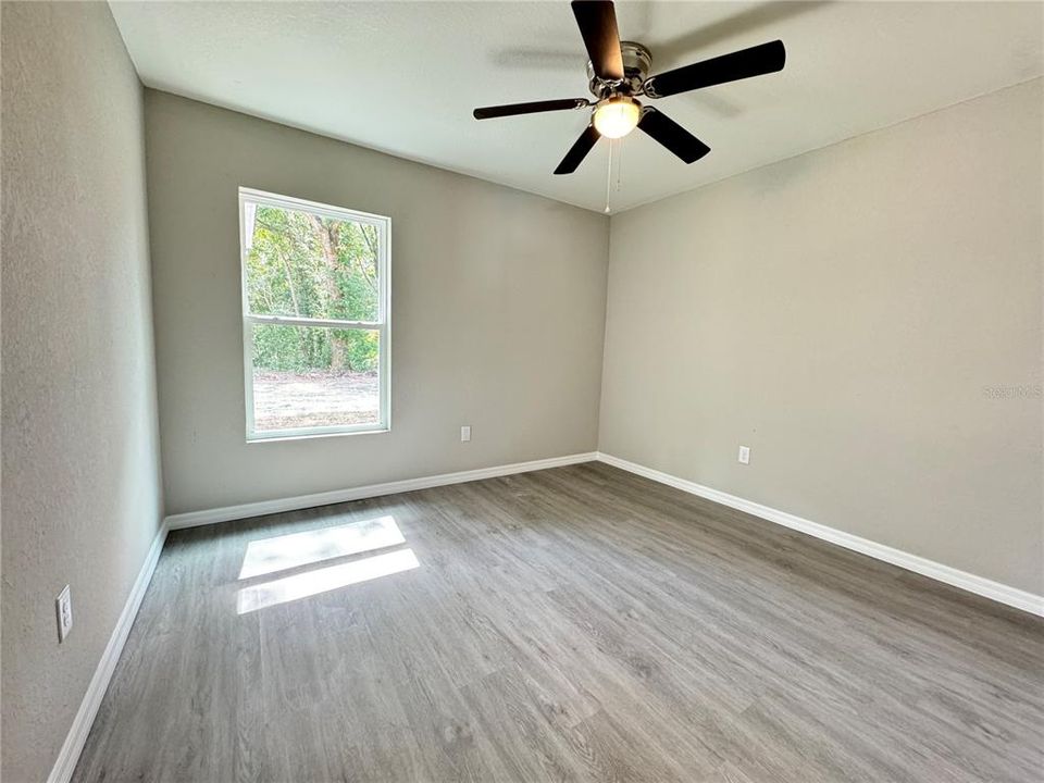 Activo con contrato: $244,000 (3 camas, 2 baños, 1391 Pies cuadrados)