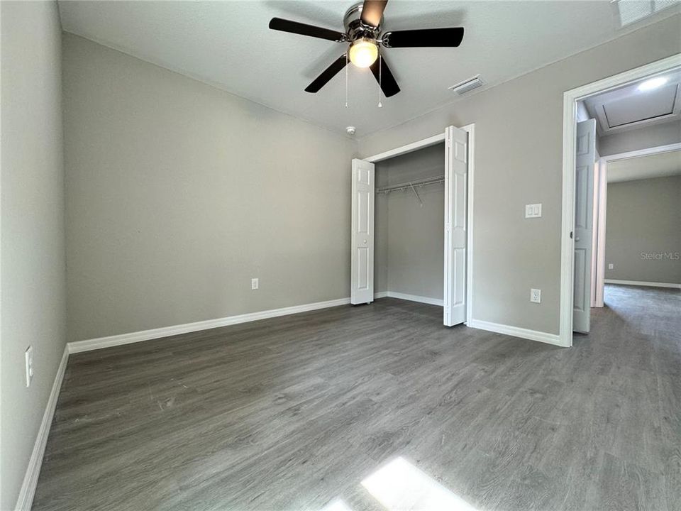 Activo con contrato: $244,000 (3 camas, 2 baños, 1391 Pies cuadrados)