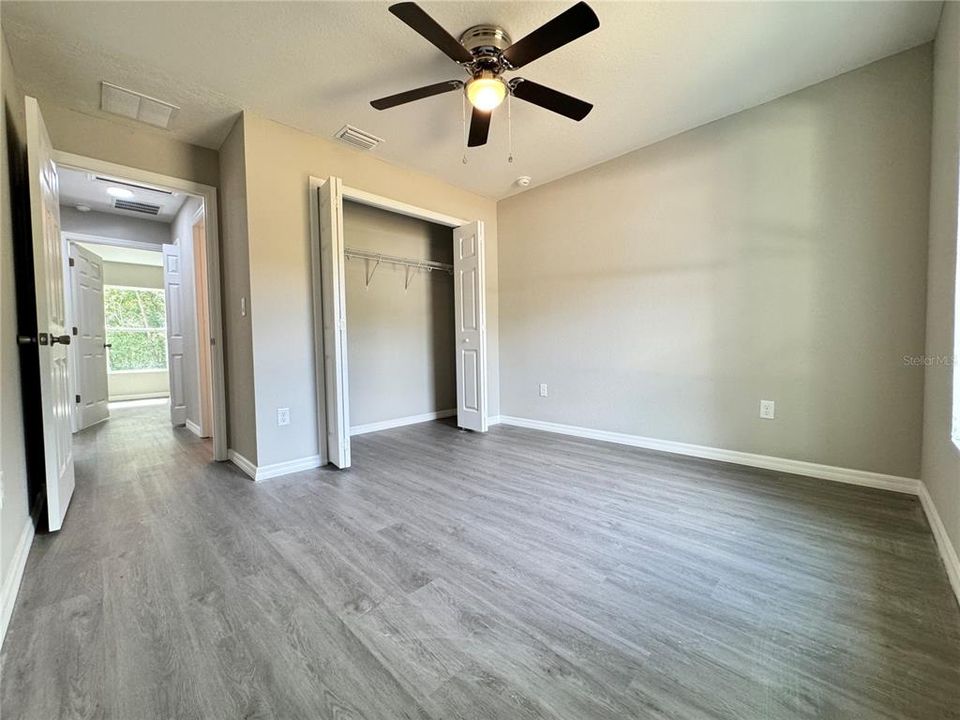 Activo con contrato: $244,000 (3 camas, 2 baños, 1391 Pies cuadrados)