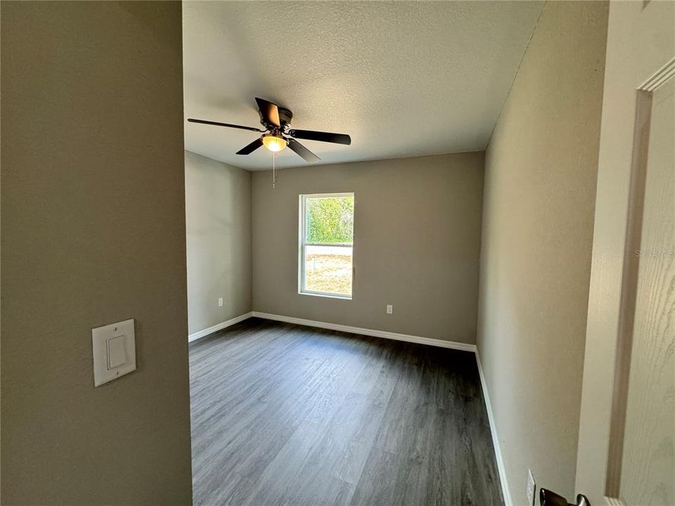 Activo con contrato: $244,000 (3 camas, 2 baños, 1391 Pies cuadrados)