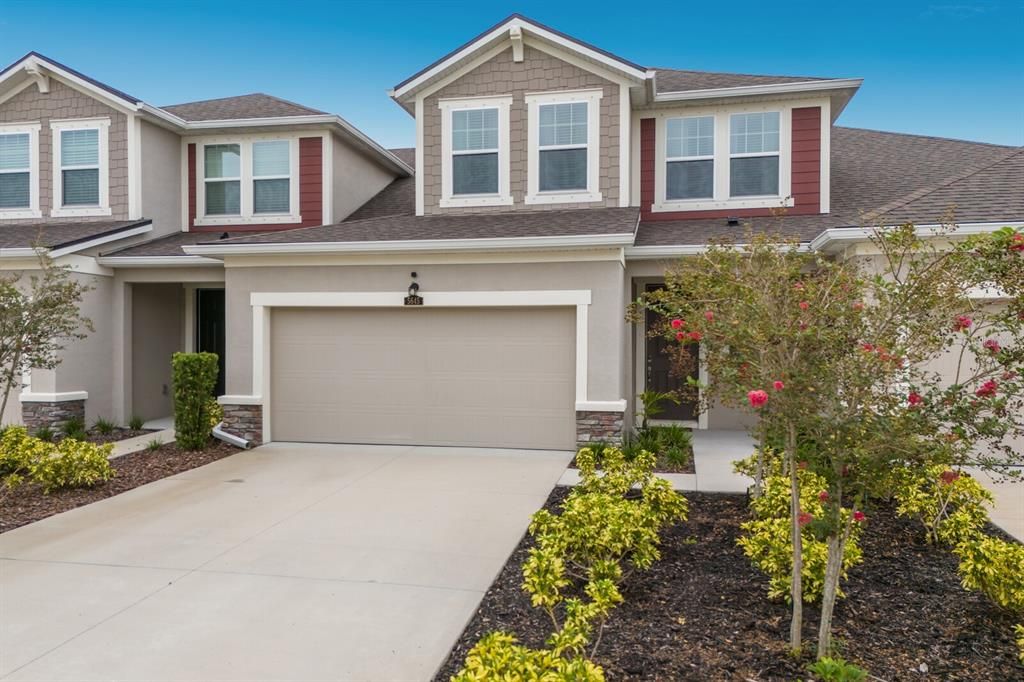 Active With Contract: $374,900 (3 beds, 2 baths, 1904 Square Feet)