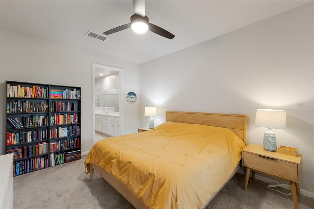 Active With Contract: $374,900 (3 beds, 2 baths, 1904 Square Feet)