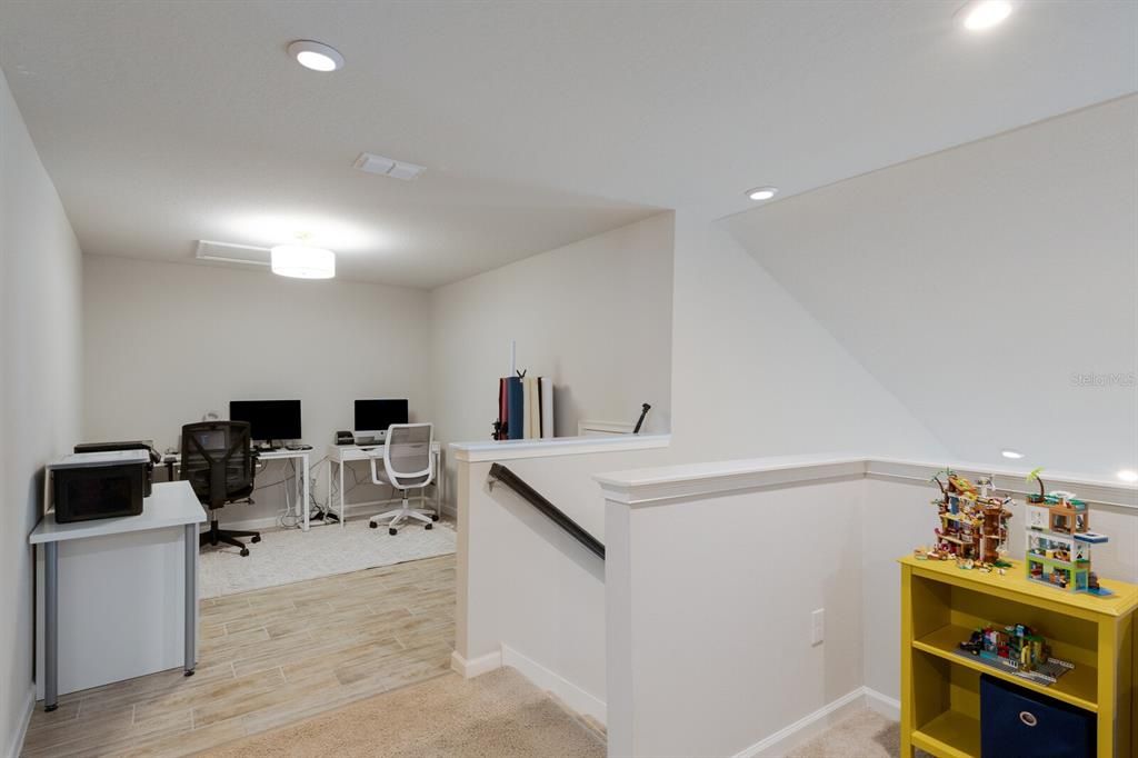 Active With Contract: $374,900 (3 beds, 2 baths, 1904 Square Feet)