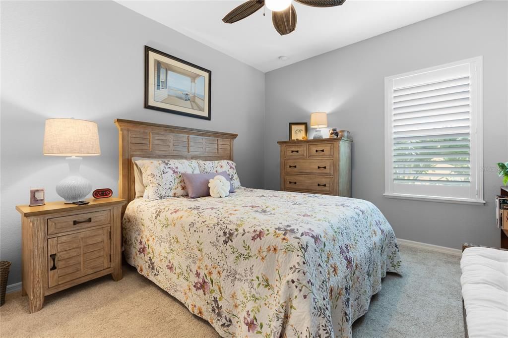 合同活跃: $599,000 (4 贝兹, 3 浴室, 2462 平方英尺)