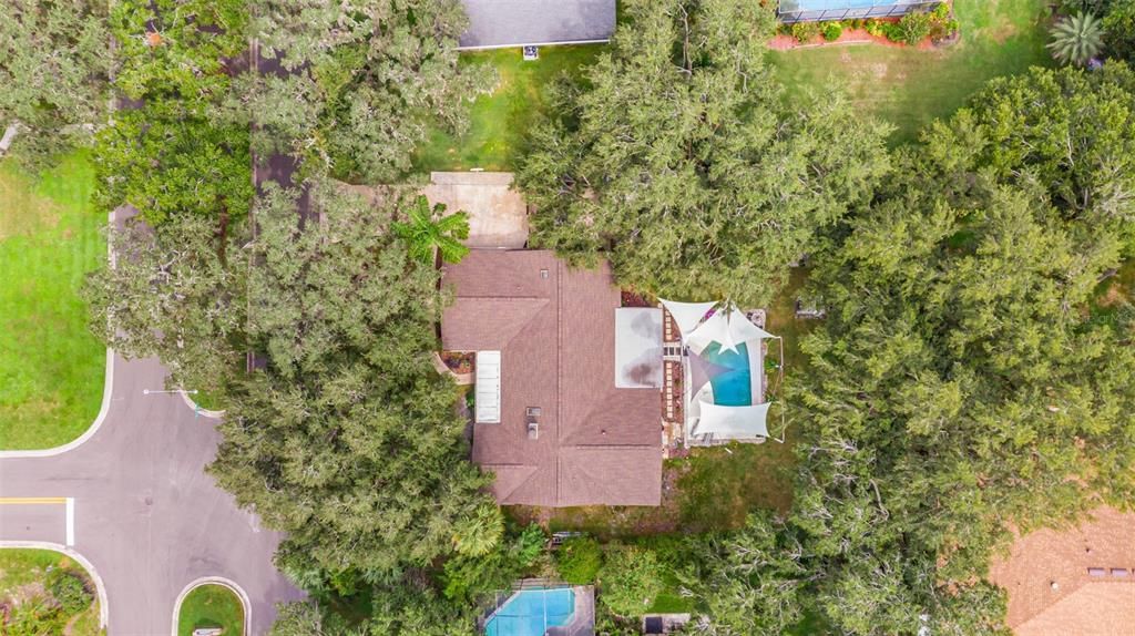 Activo con contrato: $535,000 (4 camas, 2 baños, 2531 Pies cuadrados)