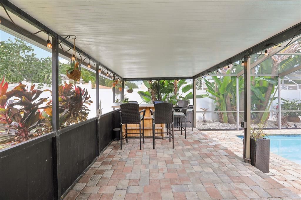 Active With Contract: $575,000 (3 beds, 2 baths, 1878 Square Feet)