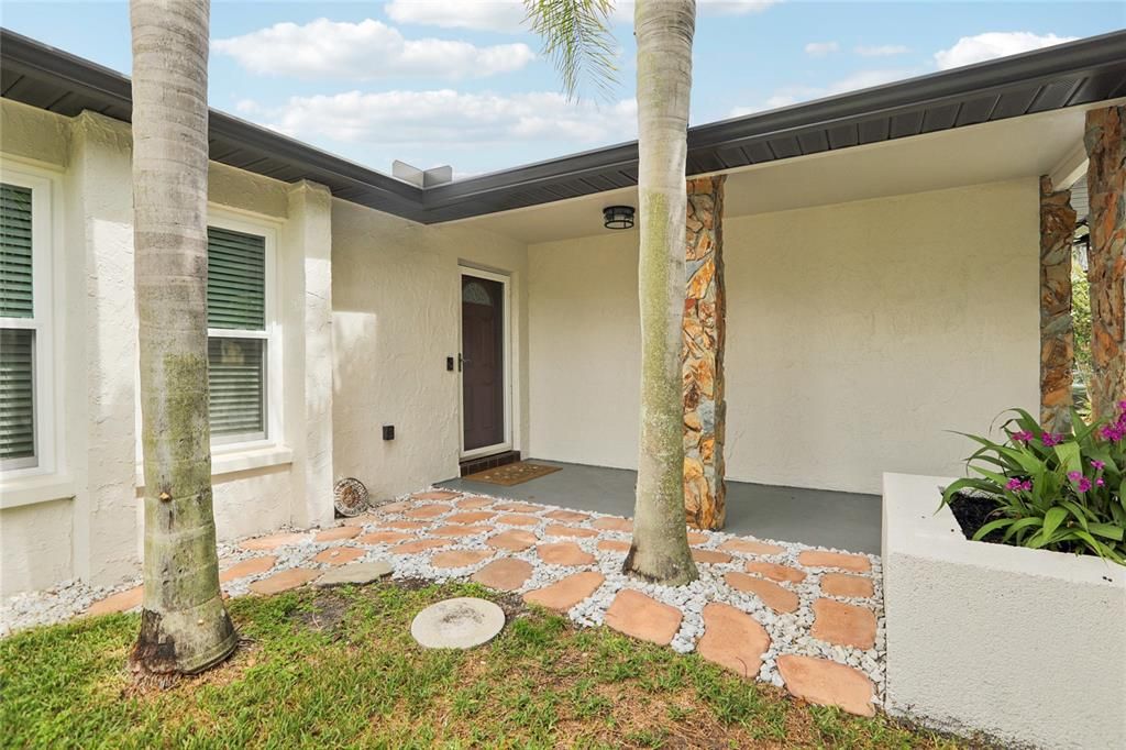 Active With Contract: $575,000 (3 beds, 2 baths, 1878 Square Feet)