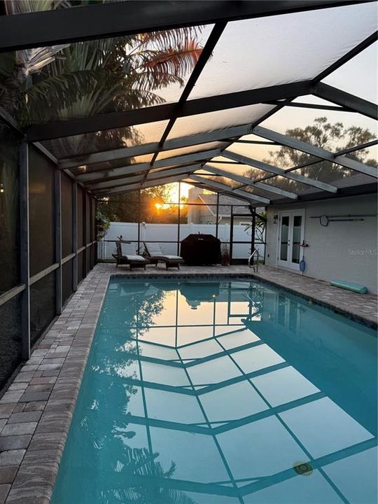 Active With Contract: $575,000 (3 beds, 2 baths, 1878 Square Feet)