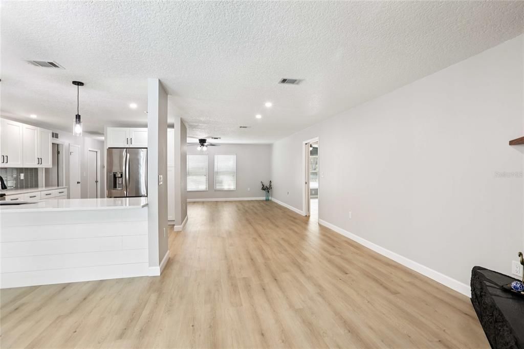 Active With Contract: $575,000 (3 beds, 2 baths, 1878 Square Feet)