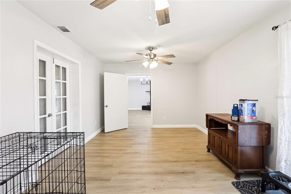 Active With Contract: $575,000 (3 beds, 2 baths, 1878 Square Feet)