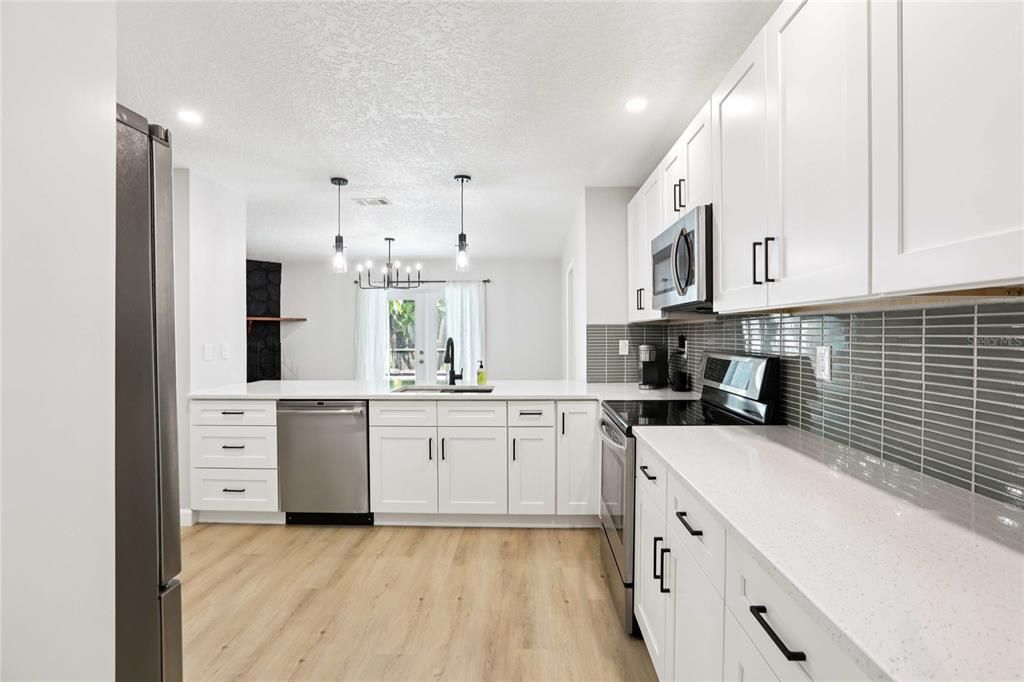 Active With Contract: $575,000 (3 beds, 2 baths, 1878 Square Feet)