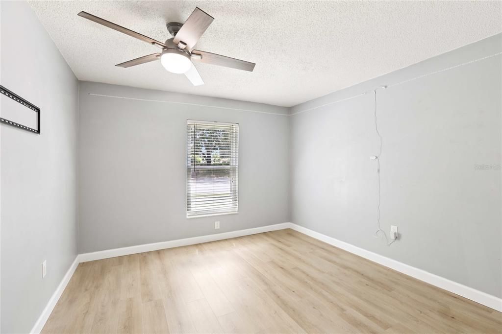 Active With Contract: $575,000 (3 beds, 2 baths, 1878 Square Feet)