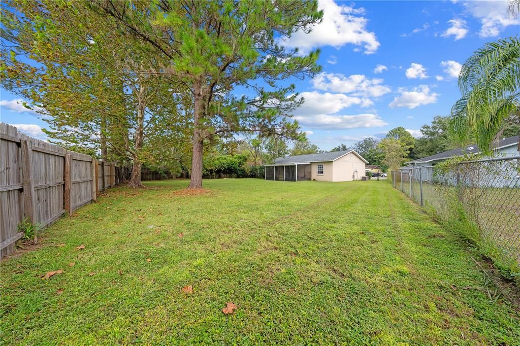 待售: $315,000 (3 贝兹, 1 浴室, 904 平方英尺)