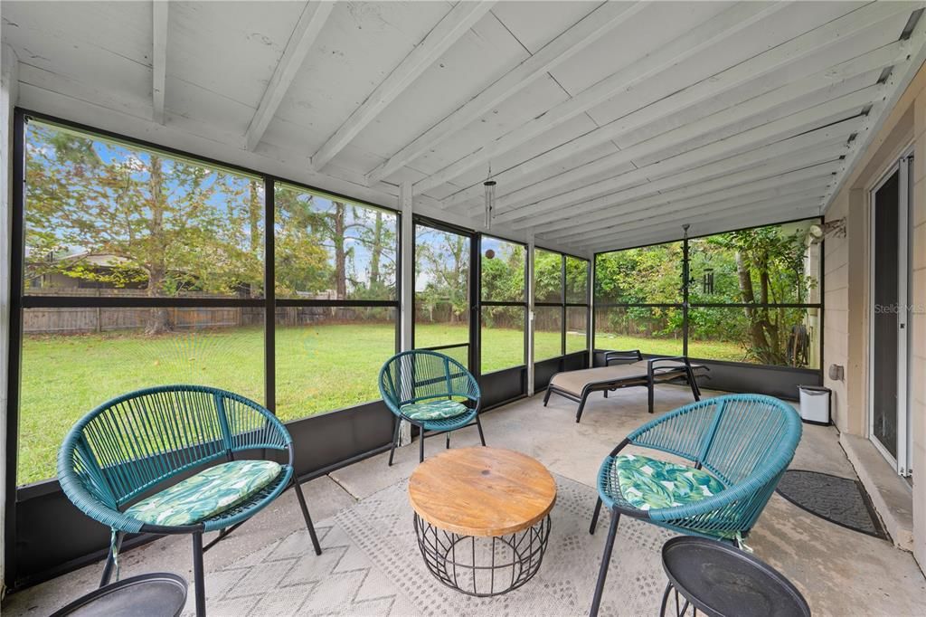 待售: $315,000 (3 贝兹, 1 浴室, 904 平方英尺)