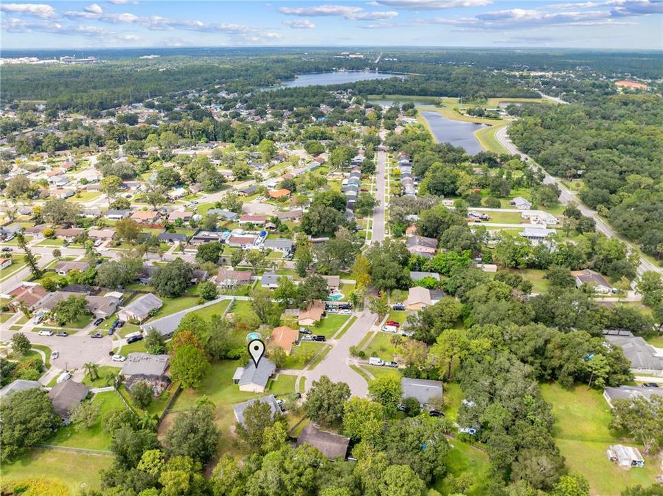 待售: $315,000 (3 贝兹, 1 浴室, 904 平方英尺)