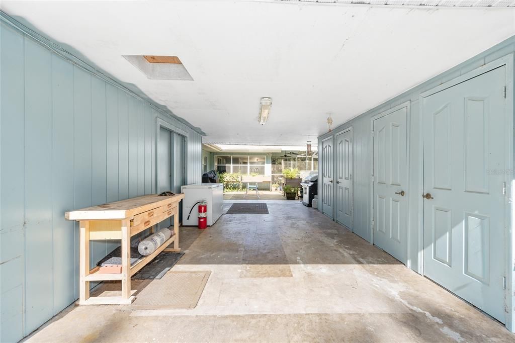 Active With Contract: $499,900 (4 beds, 3 baths, 2683 Square Feet)