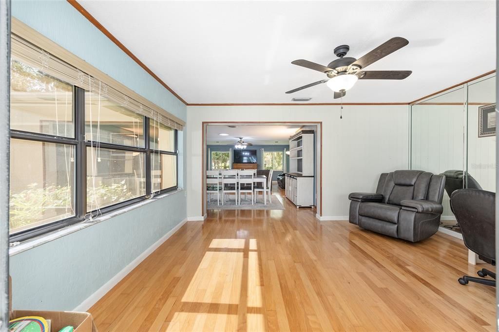 Active With Contract: $499,900 (4 beds, 3 baths, 2683 Square Feet)