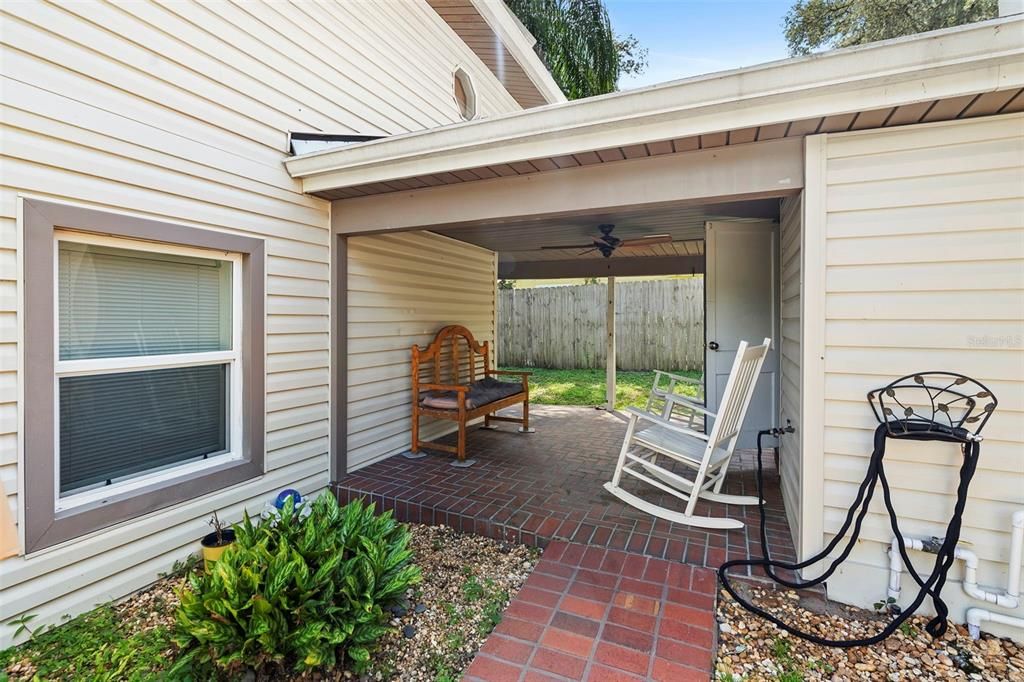 For Sale: $685,000 (3 beds, 2 baths, 2715 Square Feet)