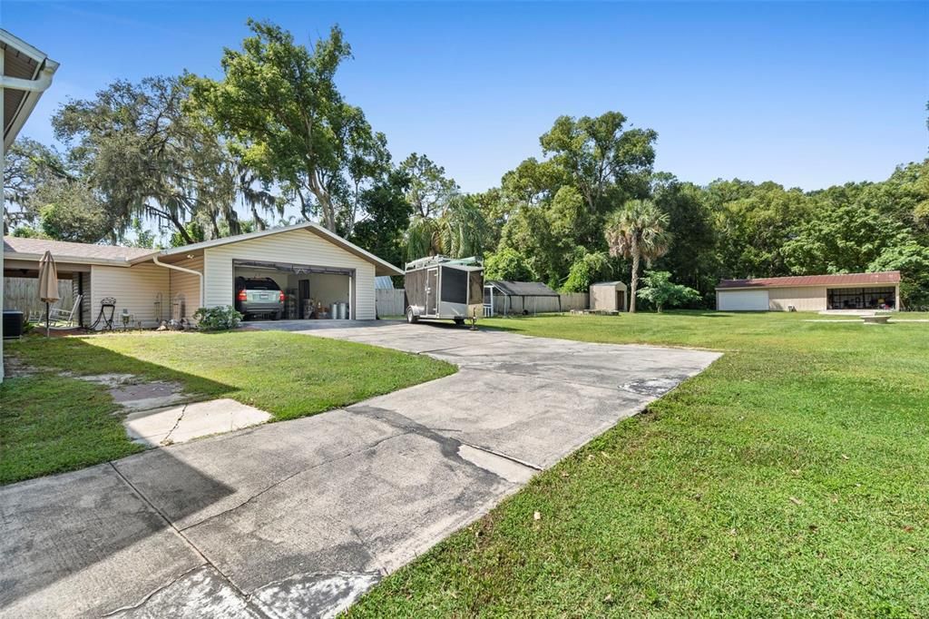 For Sale: $685,000 (3 beds, 2 baths, 2715 Square Feet)