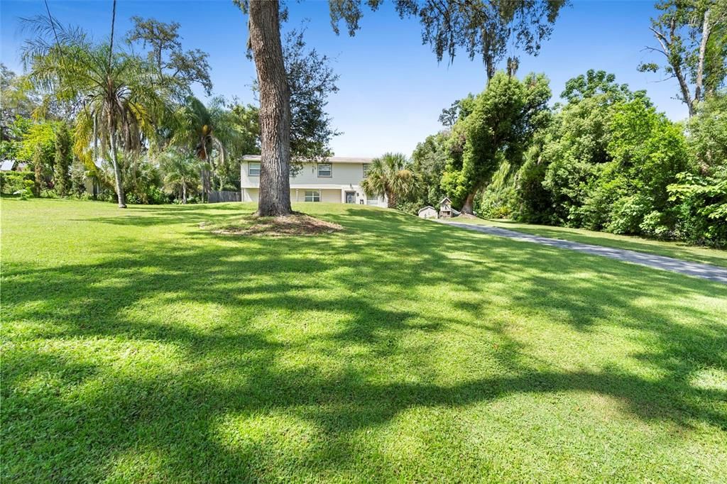 For Sale: $685,000 (3 beds, 2 baths, 2715 Square Feet)