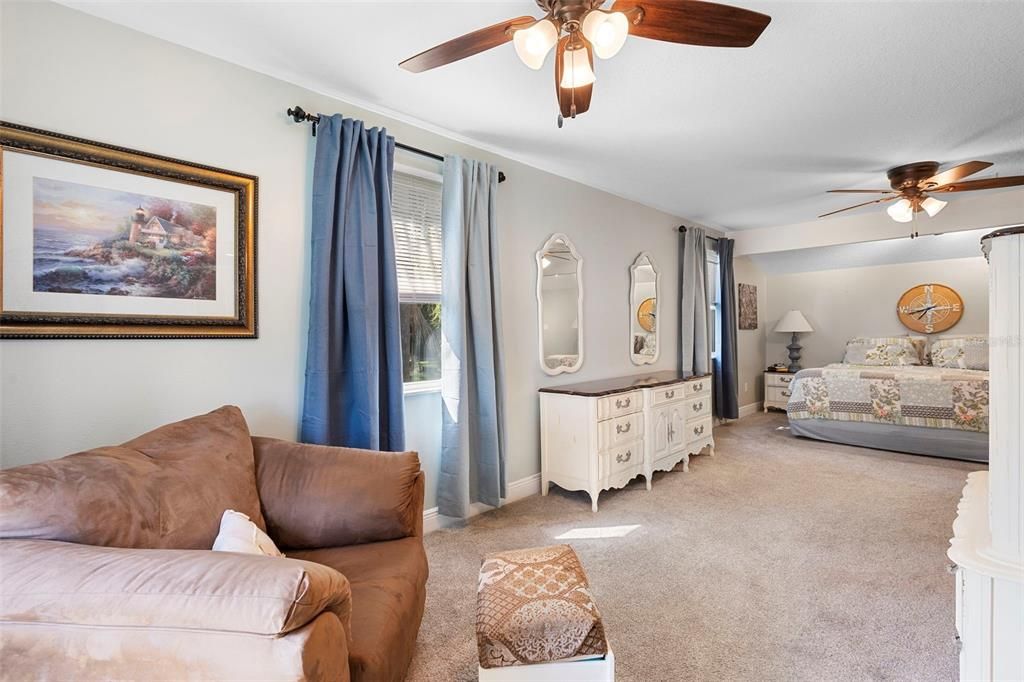 For Sale: $685,000 (3 beds, 2 baths, 2715 Square Feet)