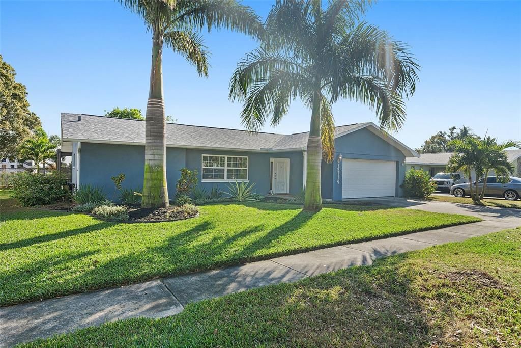 合同活跃: $520,000 (3 贝兹, 2 浴室, 1565 平方英尺)