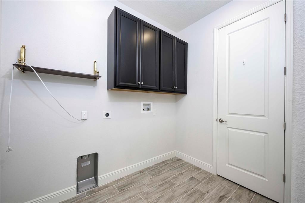 En Venta: $330,000 (3 camas, 2 baños, 1876 Pies cuadrados)