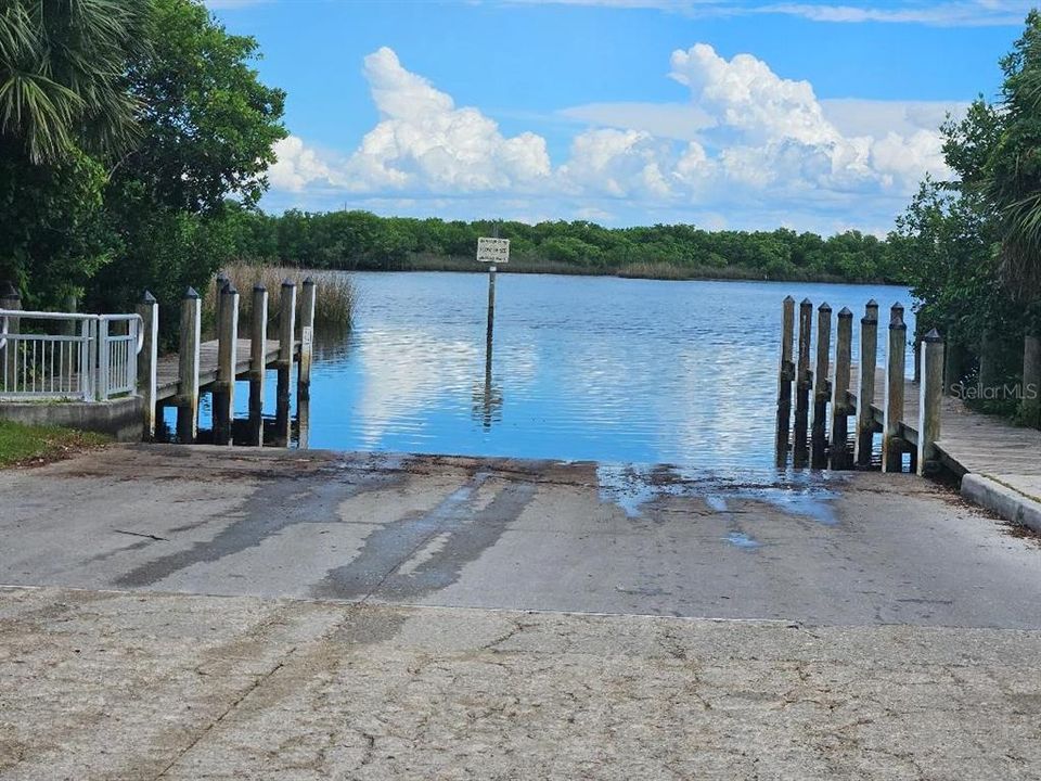 待售: $299,000 (3 贝兹, 2 浴室, 1212 平方英尺)