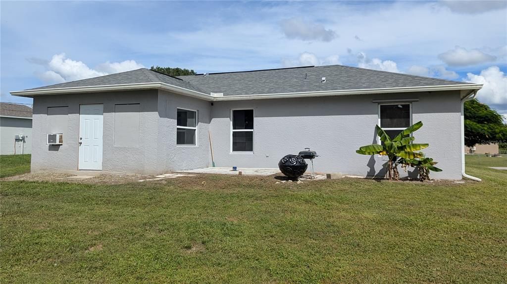 待售: $299,000 (3 贝兹, 2 浴室, 1212 平方英尺)