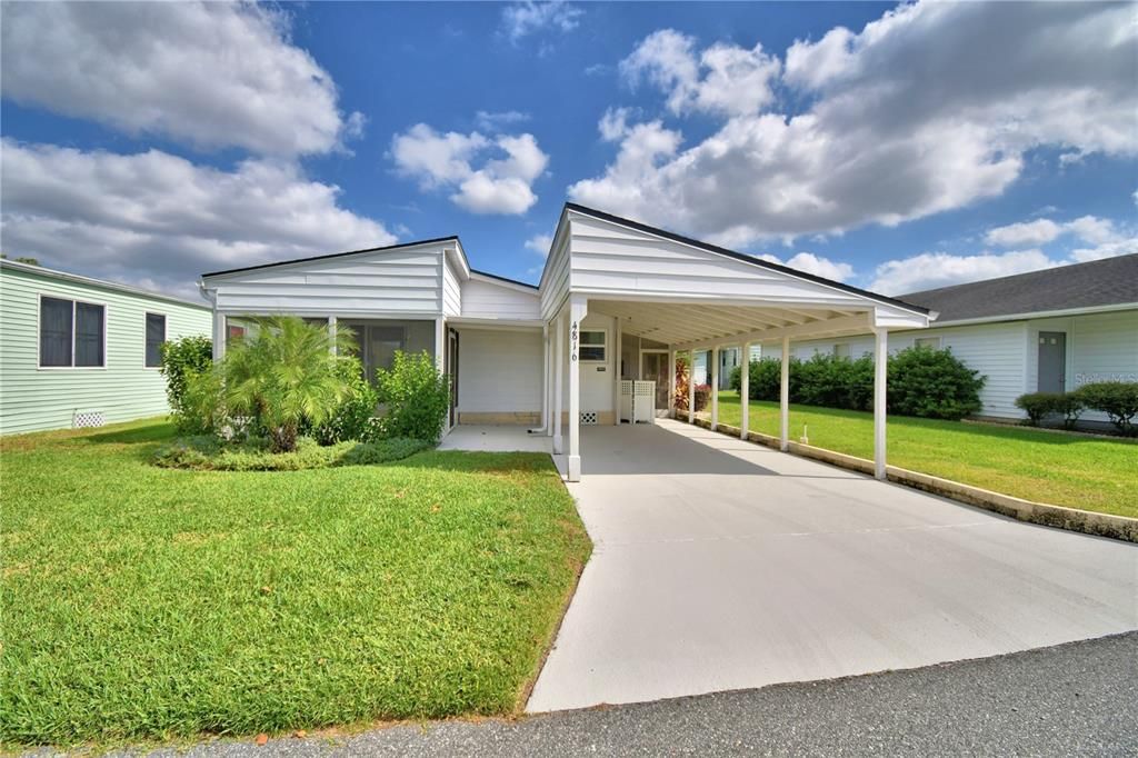 For Sale: $191,900 (2 beds, 2 baths, 1066 Square Feet)