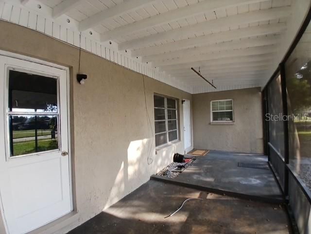 Под контрактом: $174,600 (3 спален, 1 ванн, 1065 Квадратных фут)