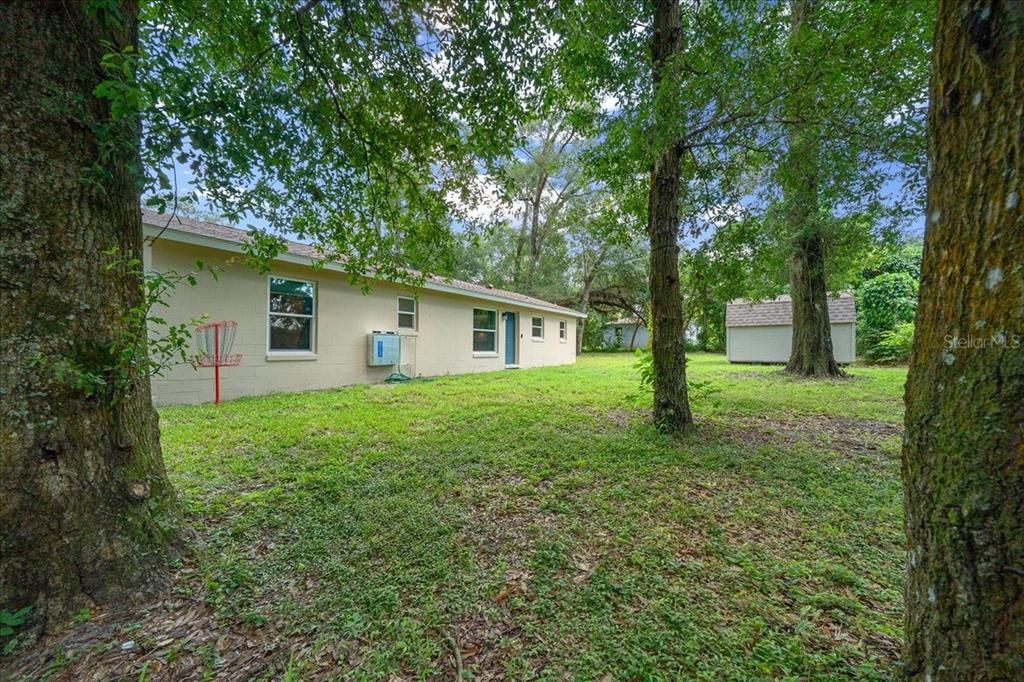 待售: $249,500 (3 贝兹, 1 浴室, 1096 平方英尺)