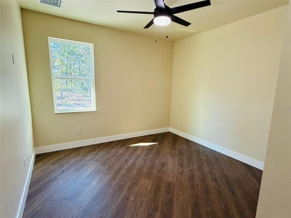 For Sale: $419,900 (4 beds, 3 baths, 2026 Square Feet)